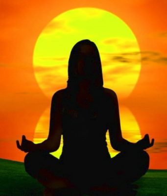 Как начать заниматься йогой дома с нуля