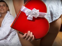 Как выбрать интим подарок?