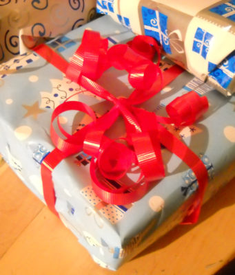 Что подарить сыну на день рождения: оригинальные идеи