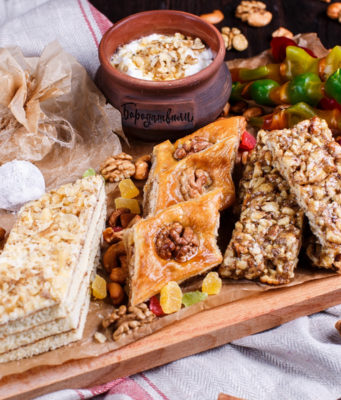 Восточные сладости: десерт с изюминкой