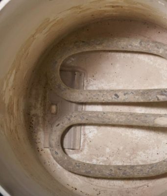 Чем опасна накипь и как от нее избавиться?