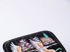 Шкатулки Холуй: особенности технологии