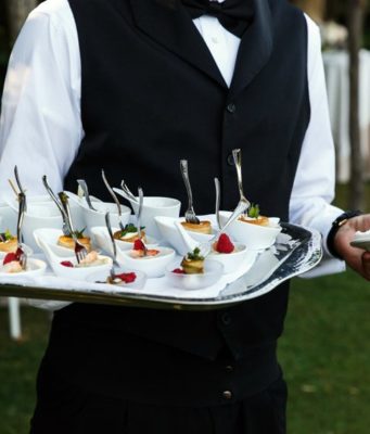 Чем удобен выездной кейтеринг?