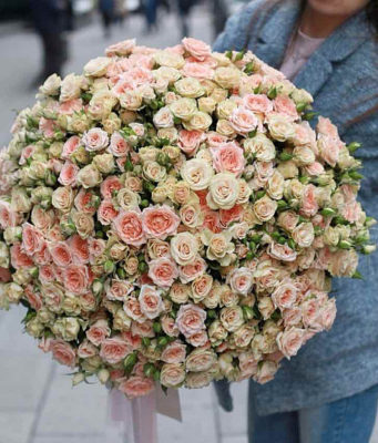 101 роза: приятные эмоции с помощью доставки