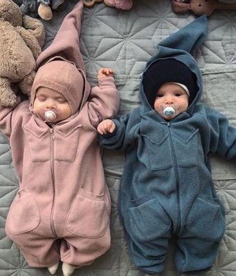 Выбираем комбинезон для новорожденных