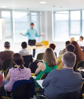 Почему важно проходить семинары по саморазвитию?