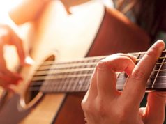 Как научиться играть песню «Звезда по имени Солнце»