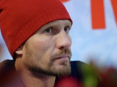 Госпитализированному фигуристу Костомарову ампутировали обе стопы