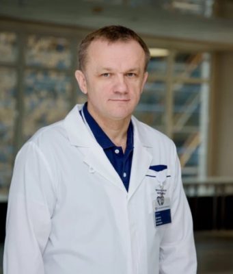 Главврач Вечорко: опрос показал рост зарплат медицинских работников в ряде регионов РФ