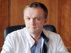 Главврач «Филатовки» поздравил москвичей юбилеем проекта «Московское долголетие»