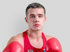 Два российских боксера вышли в 1/8 финала чемпионата мира
