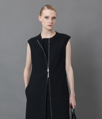 Модный элемент образа – женский жилет