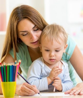 Как выбрать няню для ребенка?