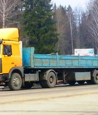 Аренда длинномера: преимущества и услуги