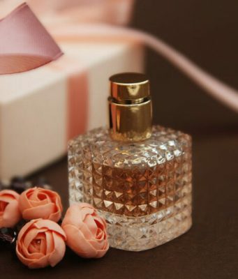 Женские духи: шедевры парфюмерии доступны для всех