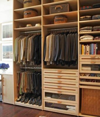 Гардеробные из массива: уют, стиль и долговечность в вашем доме