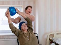 Пансионат для больных Паркинсоном: Как выбрать лучший вариант для ухода?
