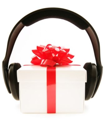 Песня в подарок: как музыка становится самым личным и трогательным сюрпризом
